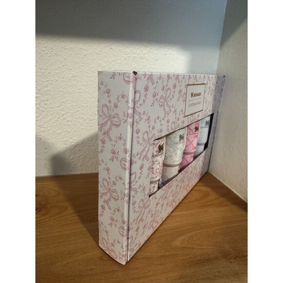 Stanley 1913 x LoveShackFancy Holiday Quencher ProTour Ornament Set - Picture 5 of 7